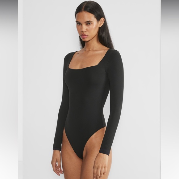 Aritzia Babaton Black Contour Squareneck Longsleeve Bodysuit - Picture 2 of 7